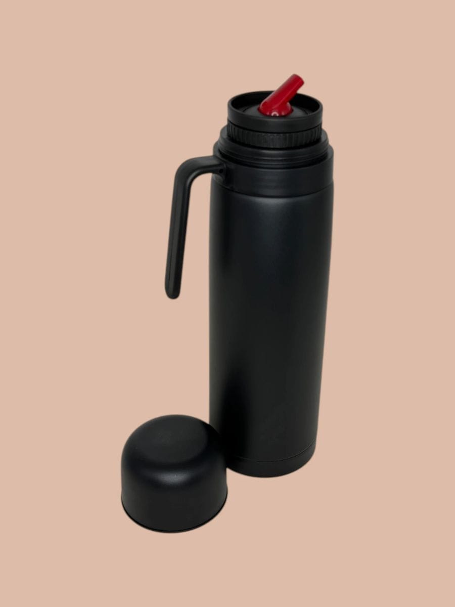 Termo Media Manija 1LTS Color Negro, producto mayorista de Qué Mate